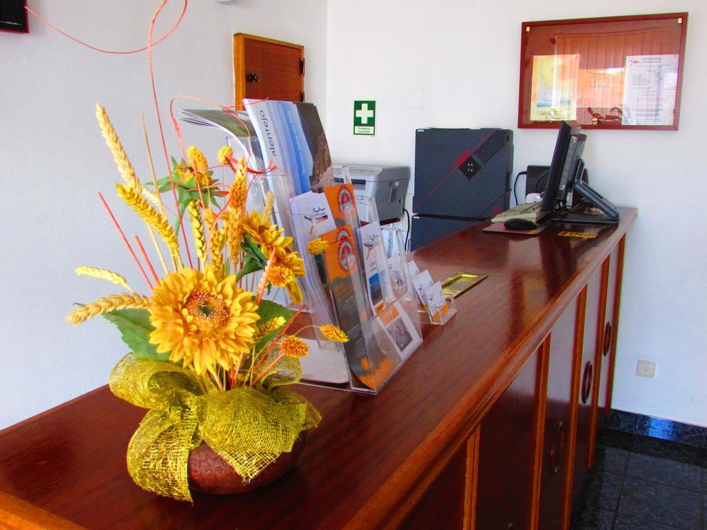 Hotel Atcamoes à Almodôvar Extérieur photo